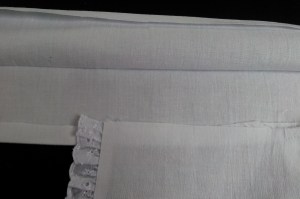 Attaching apron front to waist tie