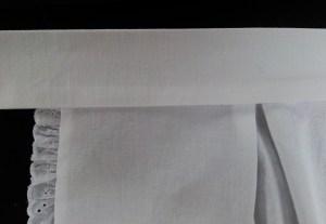 Attaching wasit band to apron front