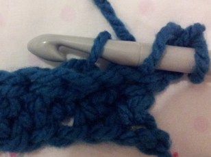 UK Treble into back loops for one look