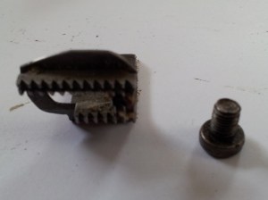 Feed Dogs Before Cleaning