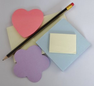 Post it and pencils for marking crochet patterns