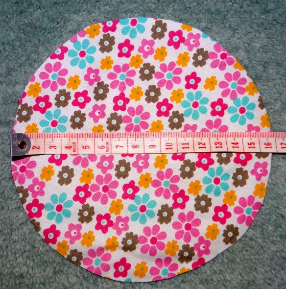 Fabric circle for bottom of bag