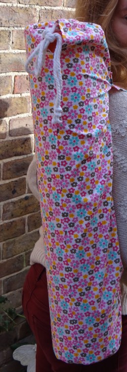 Yoga bag with strap handle