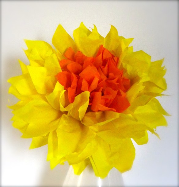 Paper double daffodil the stitch sharer